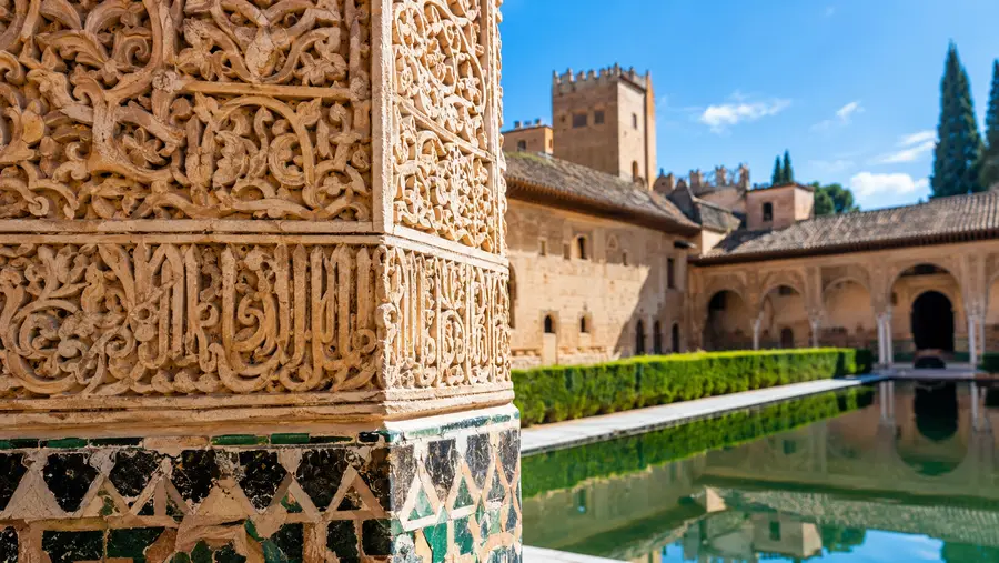 Nasrid Palaces Guided Tours and Audio Guides