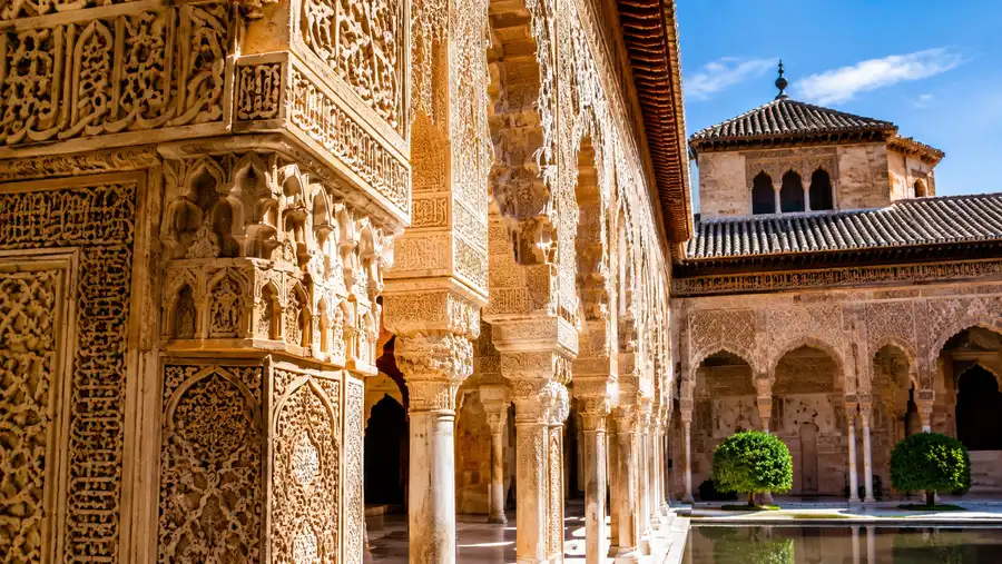 Nasrid Palaces Tickets: Booking Guide, Prices & Options